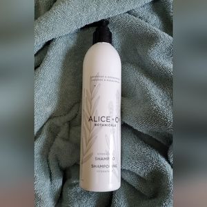 Alice + Co Shampoo